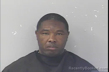 Mugshot of Warren Lamont Thompson booked in St Lucie County, Florida on May 5, 2026