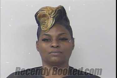 Mugshot of Iesha Sianta Latrese Crutchfield booked in St Lucie County, Florida on May 2, 2026