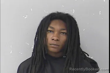 Mugshot of Denayvia Lashai Bolden booked in St Lucie County, Florida on September 16, 2026