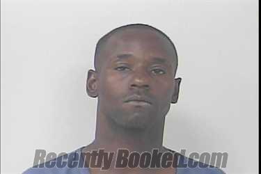 Mugshot of Dymonic Andrew Aiken