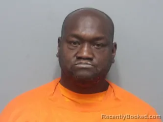 Mugshot of JULIO TAYLOR booked in Cuyahoga County, Ohio on June 3, 2026