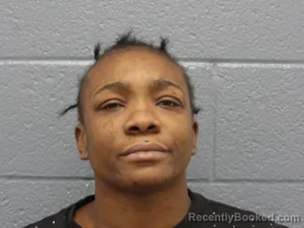 Mugshot of SHARNAE SMITH