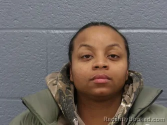 Mugshot of KEESHA HENDERSON