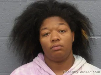Mugshot of SHALIYHALEE SMITH booked in Cuyahoga County, Ohio on July 16, 2026