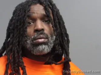 Mugshot of DEARTIS MILES