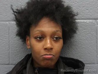 Mugshot of DAVERIKA CROFF