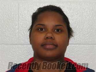 Mugshot of DAYSHANAE VAUGHN booked in Cuyahoga County, Ohio on March 27, 2026