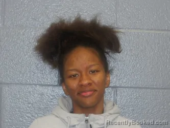 Mugshot of Noreonna Echols booked in Cuyahoga County, Ohio on August 31, 2026