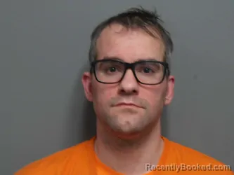 Mugshot of JONATHAN WOLF