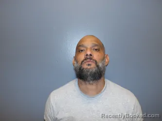 Mugshot of WARREN CRUZ booked in Cuyahoga County, Ohio on March 25, 2026