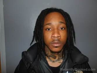 Mugshot of LEONTAE HUNTER booked in Cuyahoga County, Ohio on May 26, 2026
