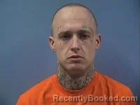 Mugshot of Mason E Davis