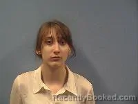 Mugshot of Macyeana Schmotzer