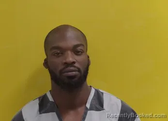 Mugshot of DYONTE R JONES