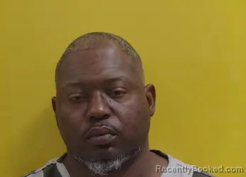 Mugshot of FLOYD LEWIS