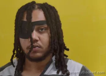 Mugshot of EMMANUEL JERELL DAVIDSON