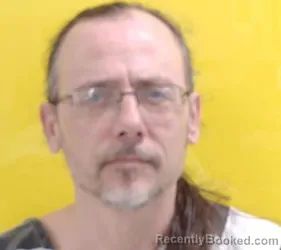 Mugshot of JEREMY R DEETER