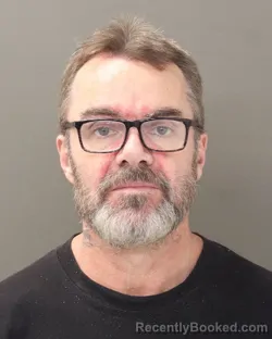 Mugshot of DONALD EDWARD HULL