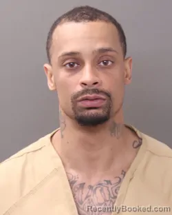 Mugshot of SHAWNQUEL A MICHAEL booked in Franklin County, Ohio on March 19, 2026