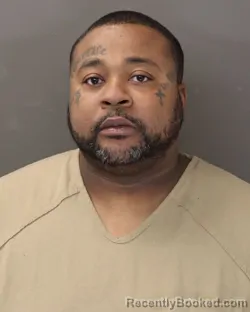 Mugshot of CARLOS MAURICE OATES booked in Franklin County, Ohio on May 7, 2026