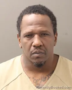 Mugshot of ANTOINE D ROSS booked in Franklin County, Ohio on March 5, 2026