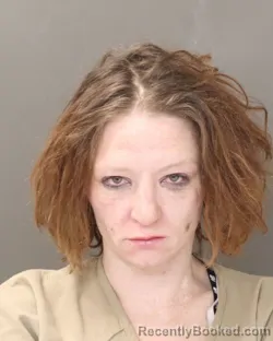 Mugshot of SARAH LORENNE SIAS