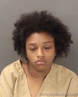 Mugshot of SHAWNTELE NAJAE GARRISON booked in Franklin County, Ohio on May 6, 2026