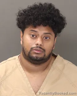 Mugshot of ERIK A GUILLEN CASTILLO