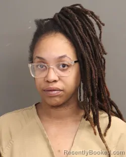 Mugshot of SHONTIA N MASON booked in Franklin County, Ohio on March 31, 2026