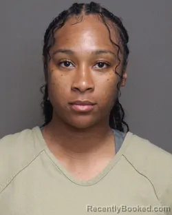 Mugshot of JADA R MOORE booked in Franklin County, Ohio on April 1, 2026