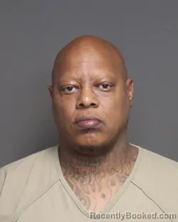 Mugshot of LASHAWN MCCLURKIN booked in Franklin County, Ohio on April 22, 2026
