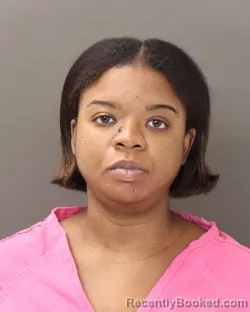 Mugshot of SEYUANA DESIREE PORTER booked in Franklin County, Ohio on April 26, 2026