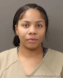 Mugshot of TERRIAH DIAMOND HENDERSON booked in Franklin County, Ohio on April 28, 2026