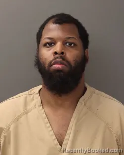 Mugshot of JAYLON DESHAWN CLARK booked in Franklin County, Ohio on May 3, 2026