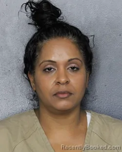 Mugshot of VENECIA ANDRIENNA TYNDALE booked in Broward County, Florida on June 14, 2026