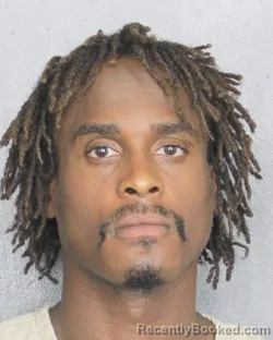 Mugshot of DEAVON LOCKE booked in Broward County, Florida on May 5, 2026
