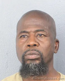 Mugshot of VICTOR LAMAR EDWARDS booked in Broward County, Florida on May 5, 2026