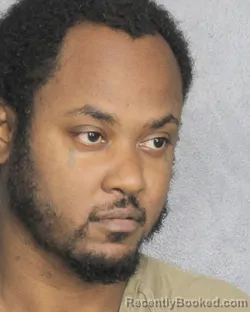 Mugshot of DARIUS JONATH THOMAS