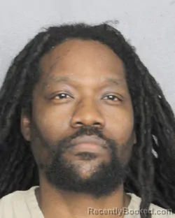 Mugshot of JAVAN HAKEEN LYN