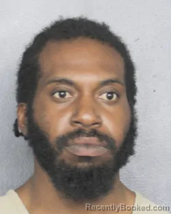 Mugshot of DUWAYNE MALIK LEWIS booked in Broward County, Florida on May 14, 2026
