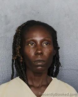 Mugshot of Samanta Vaneska Mathieu Honore booked in Broward County, Florida on August 20, 2026