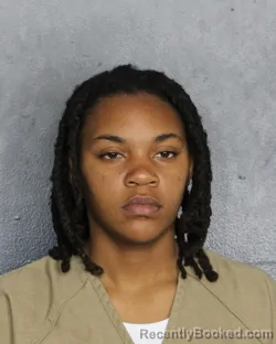 Mugshot of Jania Lashawn Holley booked in Broward County, Florida on September 30, 2026
