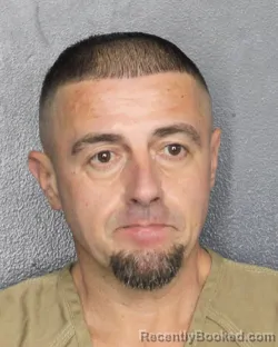 Mugshot of ADRIAN IGLESIAS