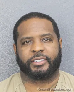 Mugshot of DANDRE KEITH STRINGER