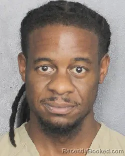 Mugshot of CAMERON ANTHONY MICKEL LENNON