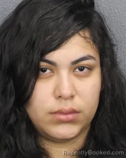 Mugshot of LINCY QUINTEROS RIVERA booked in Broward County, Florida on May 20, 2026