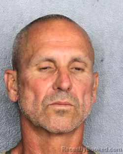 Mugshot of JULIO SUAREZ