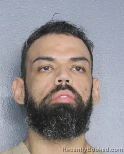 Mugshot of EDGAR FLORES ACEVEDO booked in Broward County, Florida on April 25, 2026