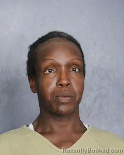 Mugshot of Ciara Shanice Huggins booked in Broward County, Florida on October 13, 2026