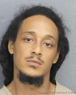 Mugshot of MARIO ANTONIO SPENCER booked in Broward County, Florida on May 1, 2026
